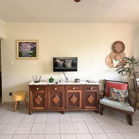 Apartamento Com Vista Pro Mar No Centro De Ubatuba - 2 Quartos E Cozinha Completa Екстериор снимка
