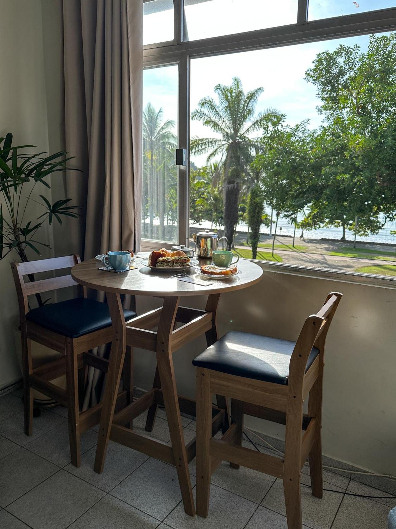 Apartamento Com Vista Pro Mar No Centro De Ubatuba - 2 Quartos E Cozinha Completa Екстериор снимка
